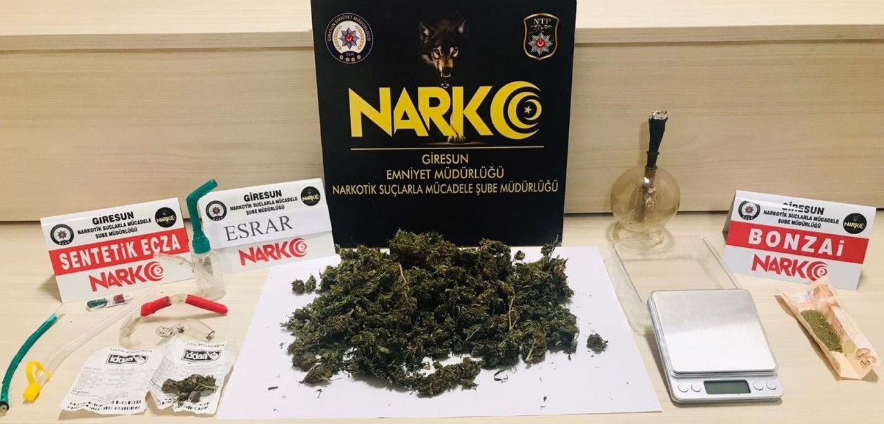 Giresun’da Yakalanan 2 Uyuşturucu Satıcısı Yakalandı