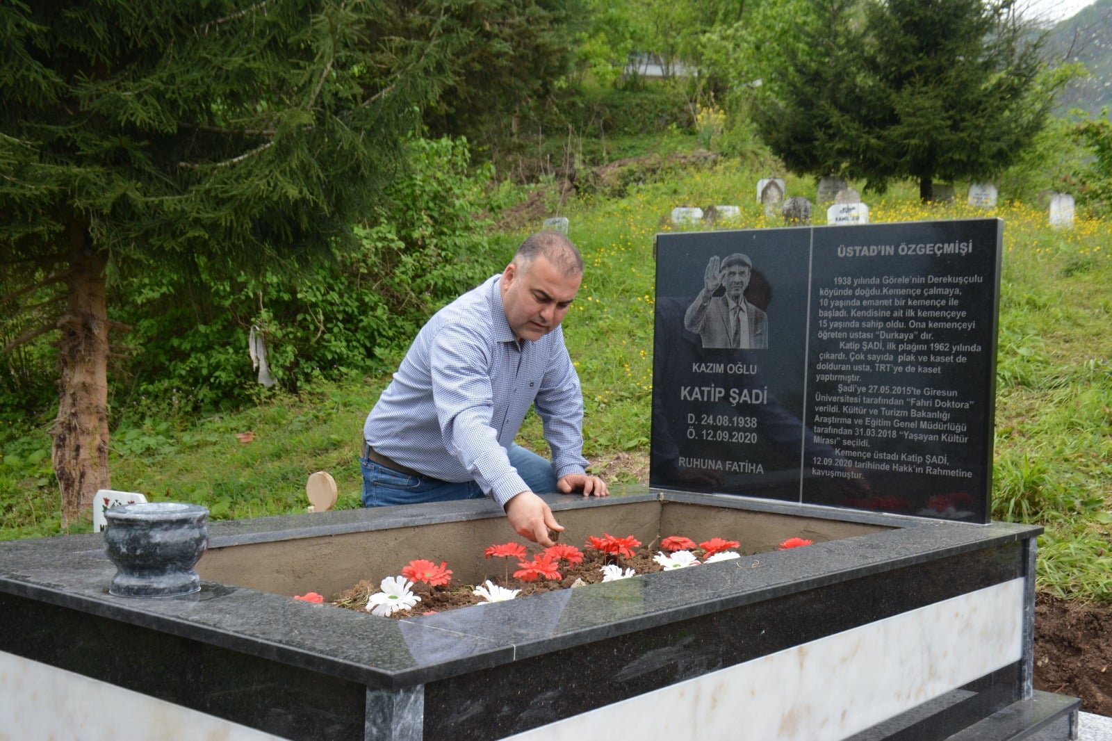 BÜYÜK USTA SENİ UNUTMADIK, UNUTTURMAYACAĞIZ.