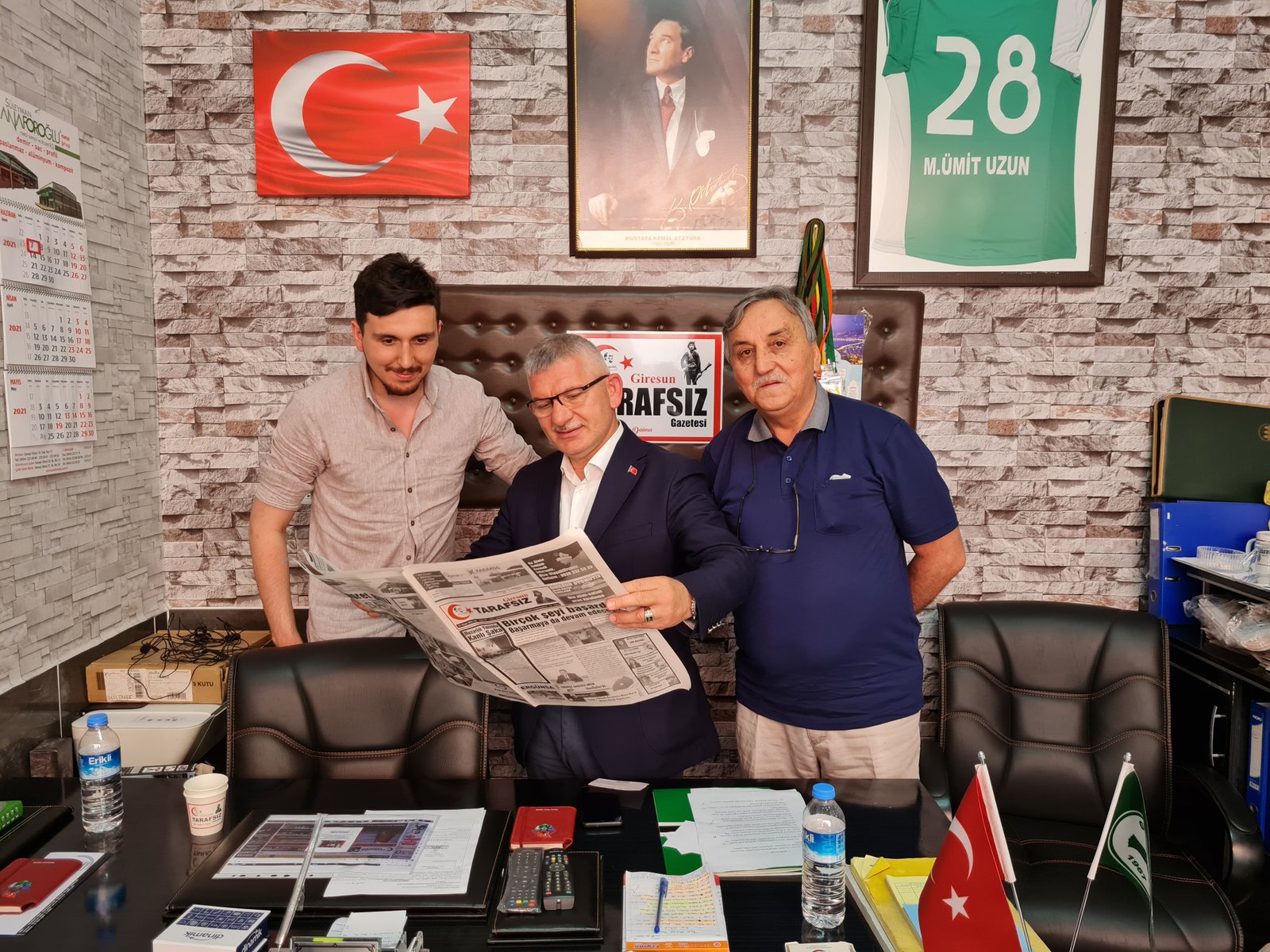 Vekil Aydın’dan Gazetemize Ziyaret