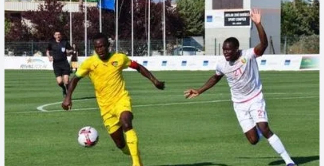 Hakan Hoca Futbolcu Avında