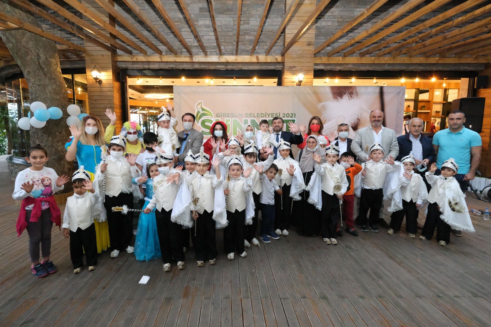 SÜNNET ŞÖLENİ COŞKULU GEÇTİ