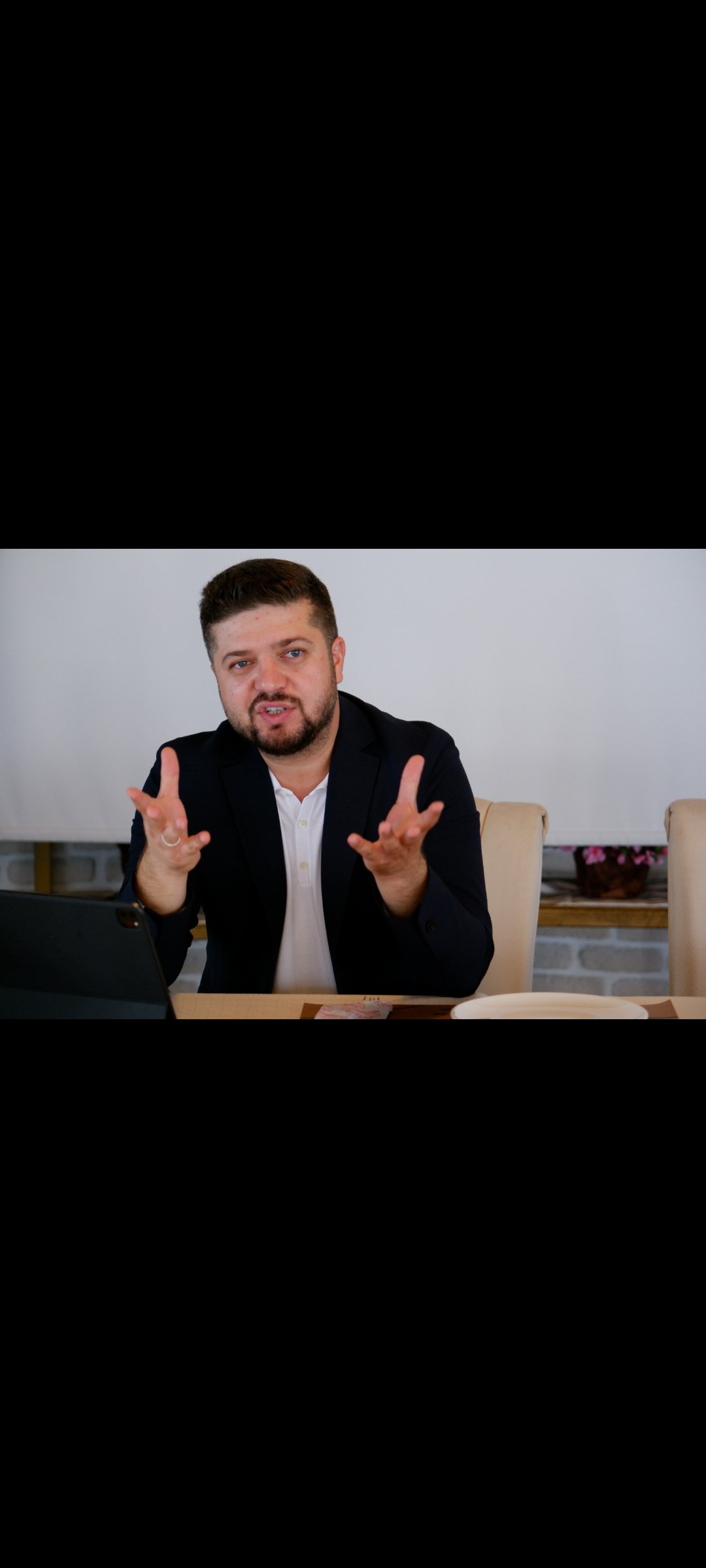 Bitmeyen Borç Yapmışlar !