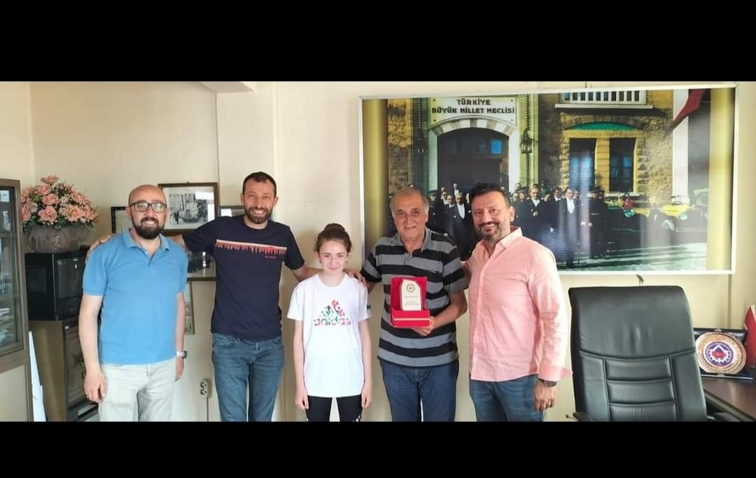 TÜRKİYE ÜÇÜNCÜSÜNE PLAKET VERİLDİ!