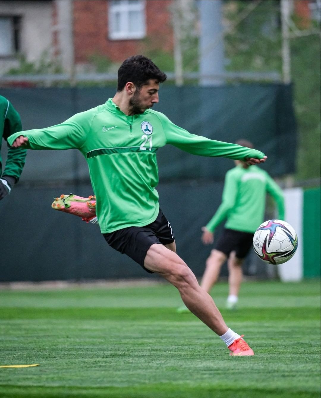 Eski Giresunspor’lu Belçika Yolcusu !