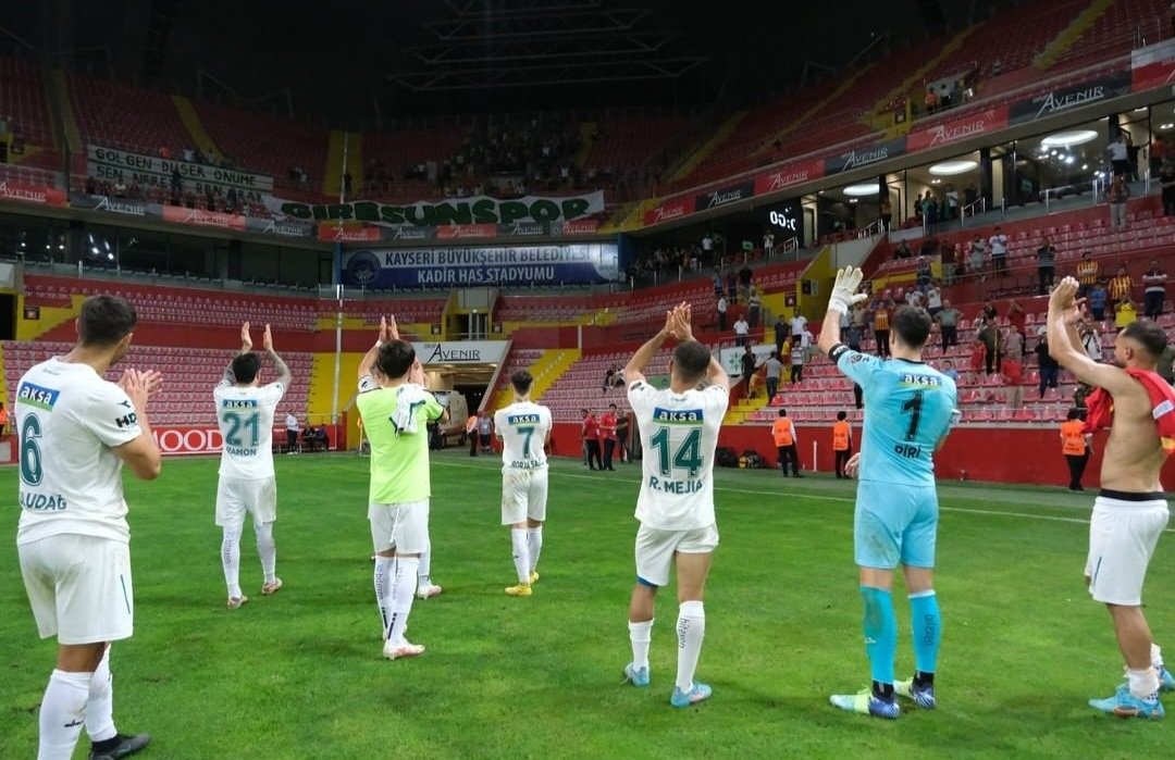 GİRESUNSPOR UZUN BİR SÜRE TARAFTARINDAN UZAK KALACAK !   