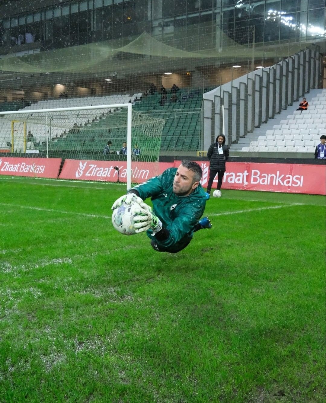 GİRESUNSPOR MAÇLARINI O STATTA OYNAYABİLİR !