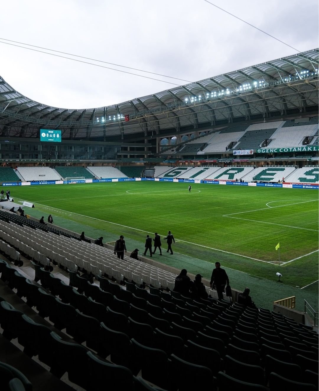 DÜN AKŞAM Kİ OLAYLAR HAKKINDA KLÜPTEN AÇIKLAMA GELDİ !