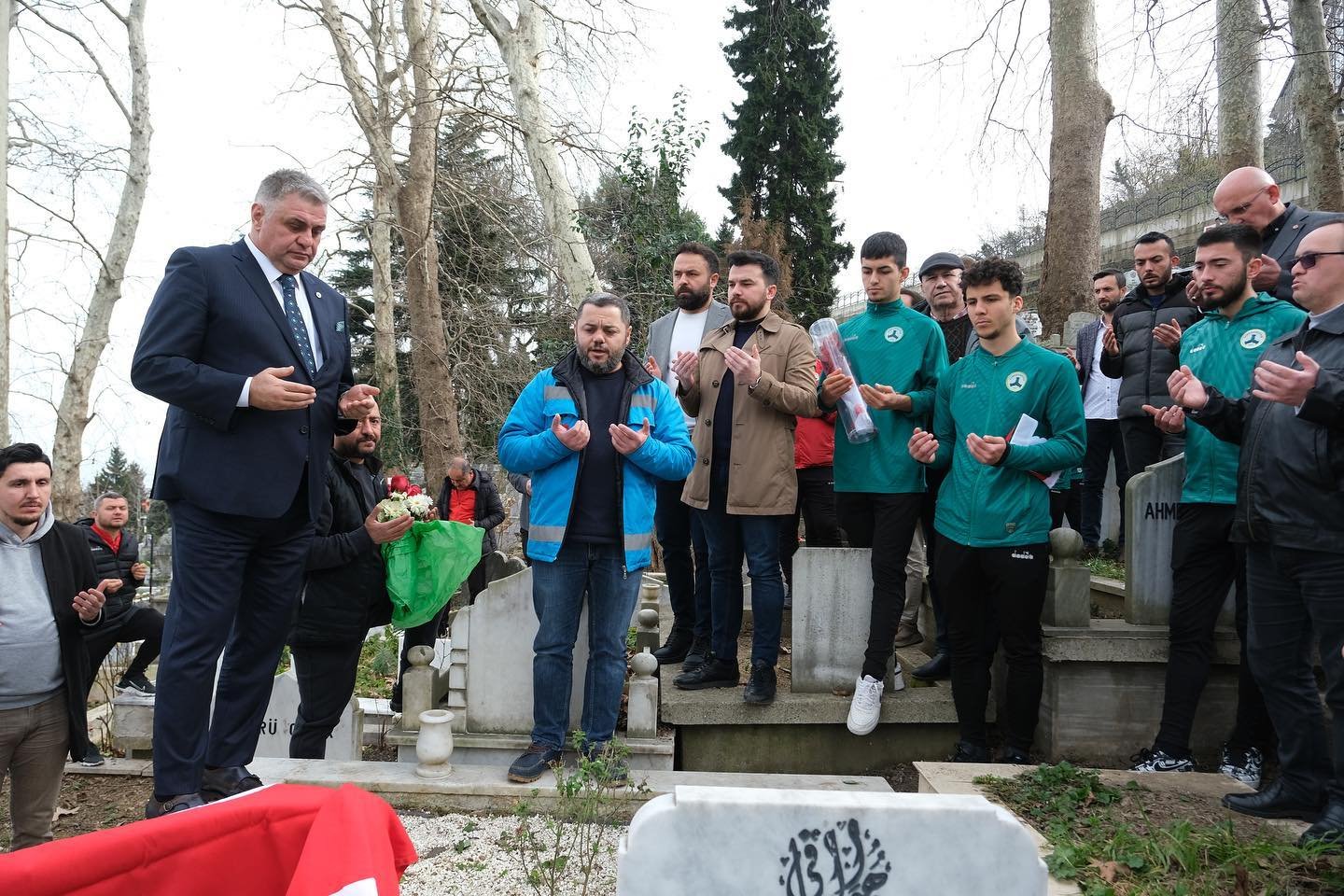 MUZAFFER DENİZ VE HASAN GÜREL UNUTULMADI