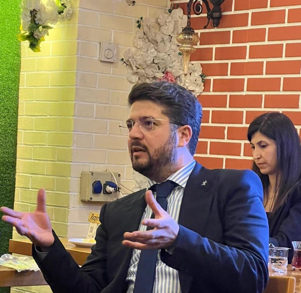 ESPİYE VEKİLİNİ İSTİYOR