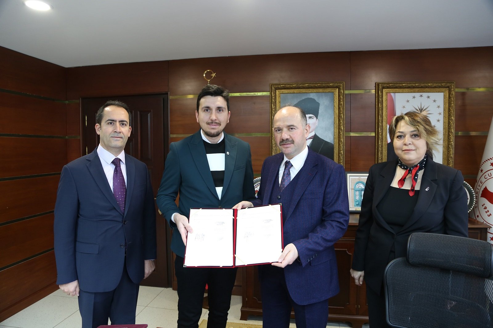 Vali Serdengeçti, Kahverengi Kokarca İle Mücadele Projesi Protokol İmza Törenine Katıldı