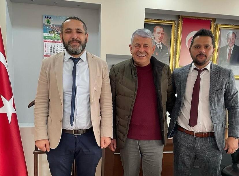 Espiye Devlet Hastanesi Başhekimi ve Hastane Müdüründen Başkan Karadere’ye İadeyi Ziyaret