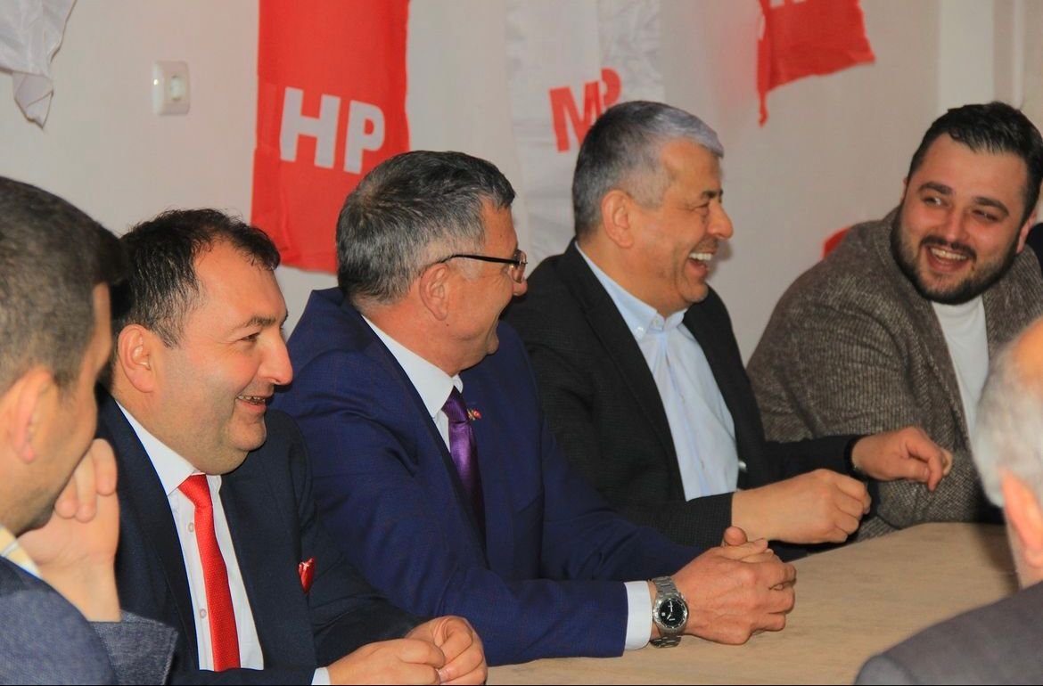 BAŞKAN KARADERE’DEN İÇ ISITACAK GÖRÜNTÜ