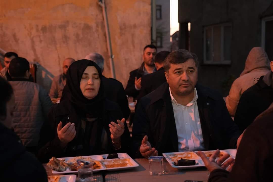 GİRESUNLULAR HER AKŞAM GÖNÜL SOFRALARINDA BULUŞUYOR