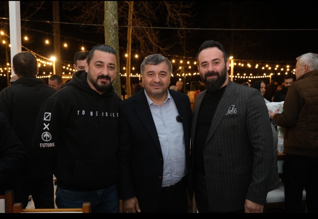 4 BİN KİŞİLİK YEMEK !