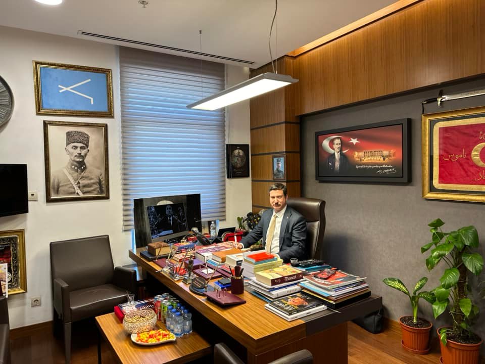 Memleketimizin Hizmetkarı Olarak Çalışmaktayız!