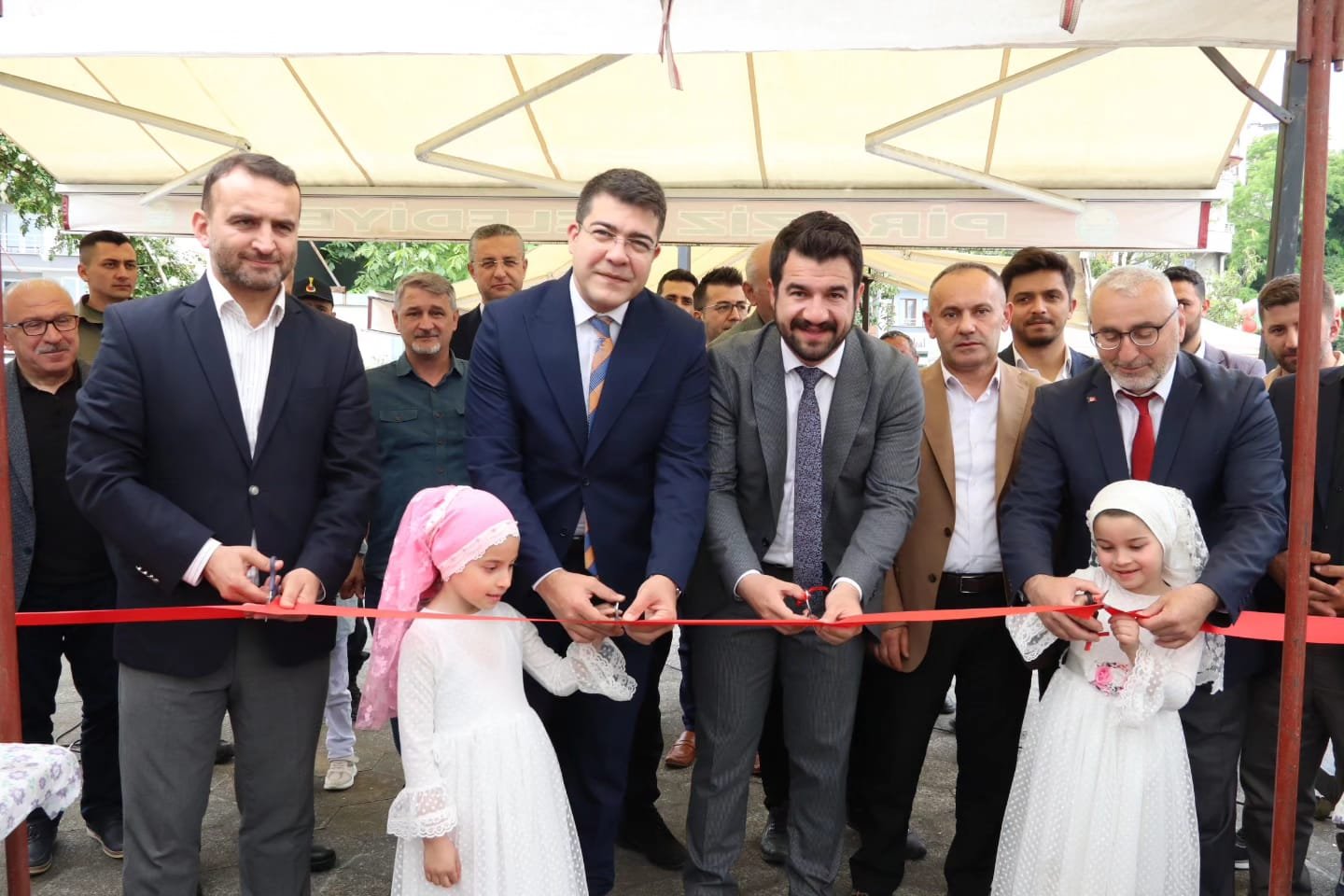 Esat Ayyıldız, Piraziz Müftülüğü 4-6 Yaş Kuran Kurslarına Yararına düzenlenen kermese katıldı