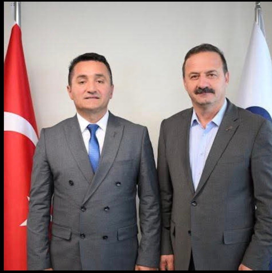 2025 yılının milletimize huzur, sağlık, mutluluk ve hayırlar getirmesini diliyor, Giresunlu hemşehrilerimin yeni yılını en içten duygularımla kutluyorum