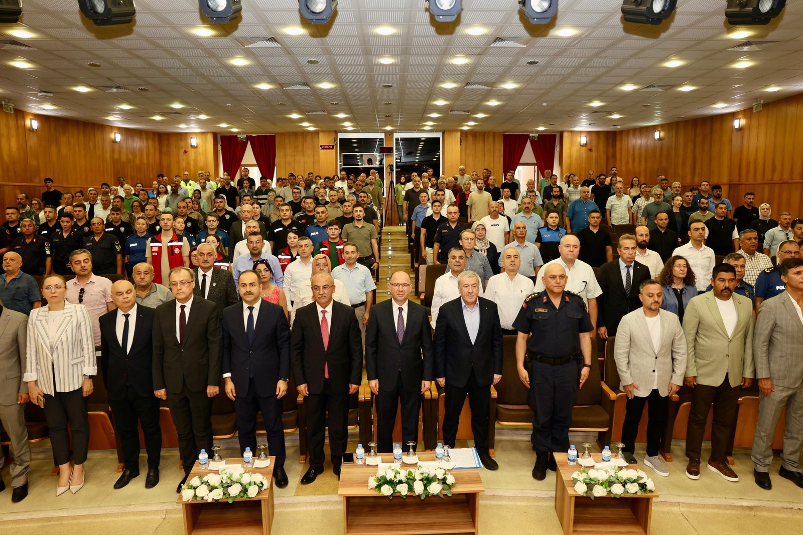 “Zaferin Adı Türkiye” Konferansına Katıldı