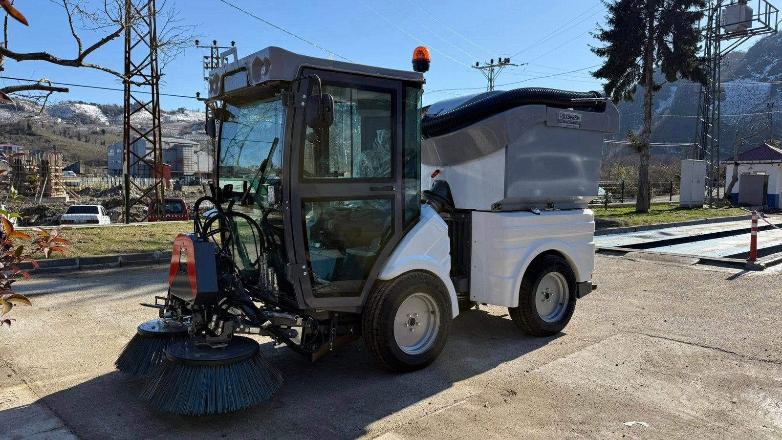 TİREBOLU BELEDİYESİ ARAÇ FİLOSUNDA BÜYÜMEYE DEVAM EDİYOR