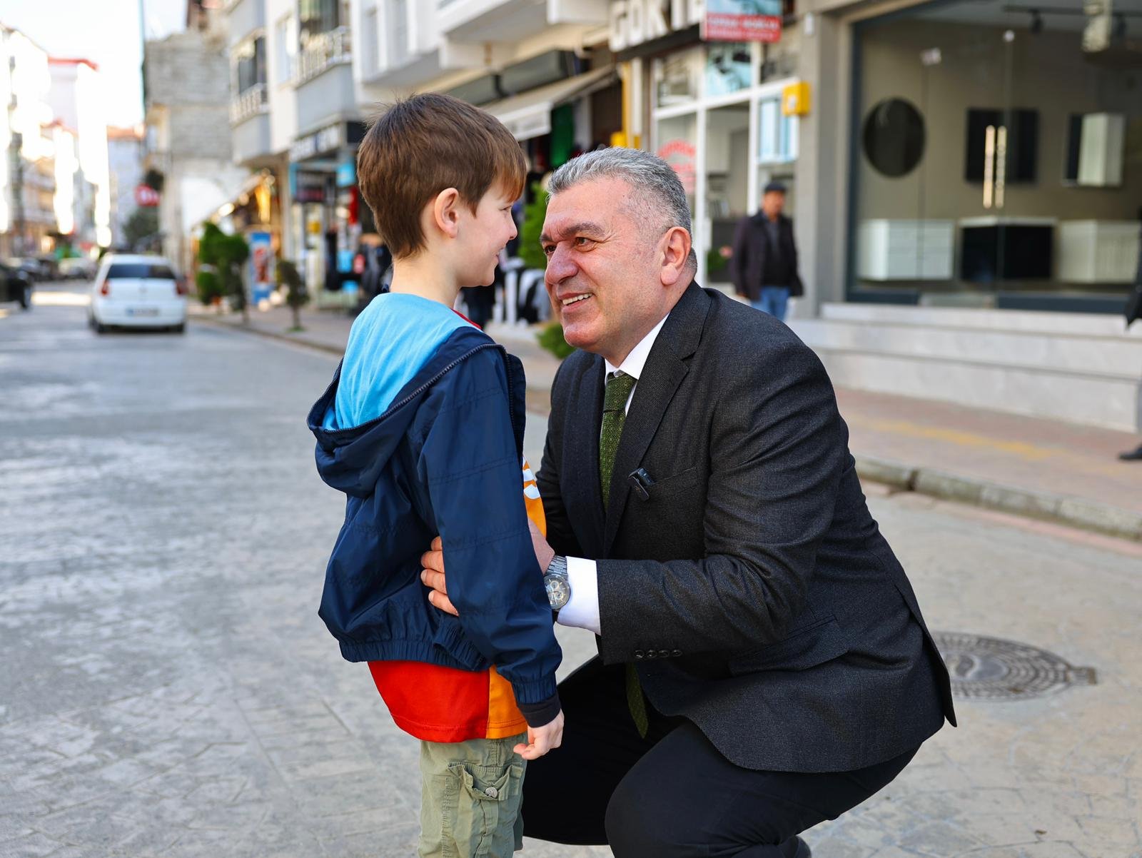 BAŞKAN SIBIÇ HALKLA İÇ İÇE, HİZMETİN BAŞINDA