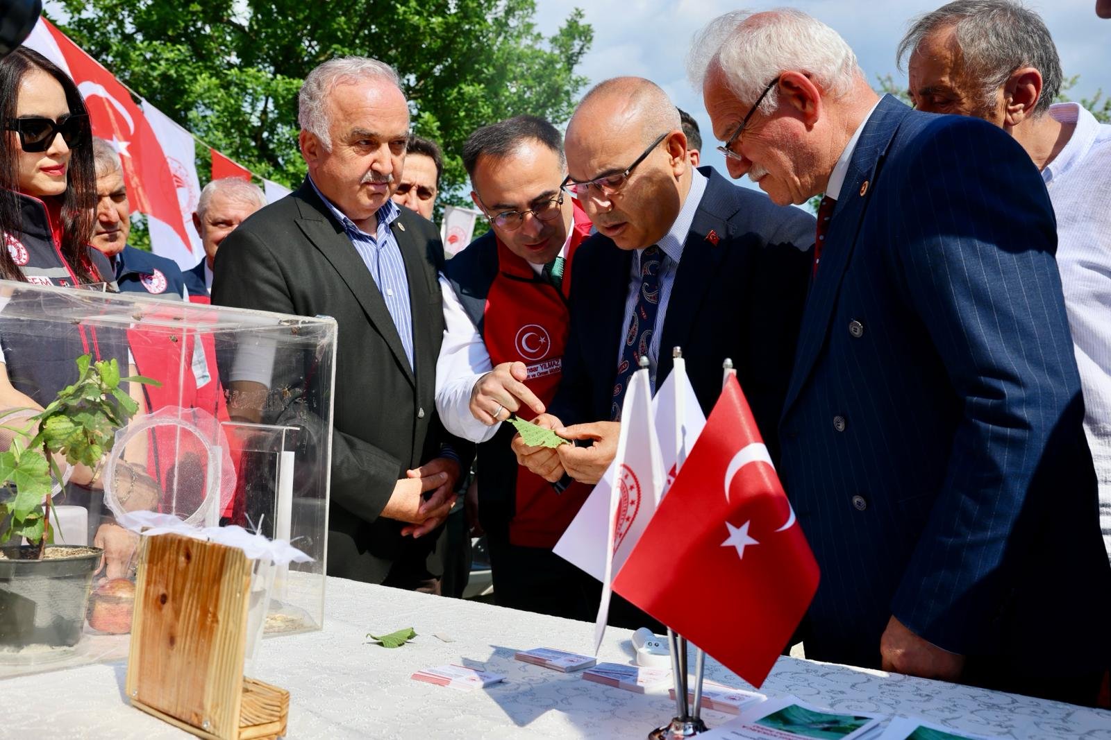 VALİ MUSTAFA KOÇ “SÜRDÜRÜLEBİLİR BİR MÜCADELEYİ AMAÇLIYORUZ” 