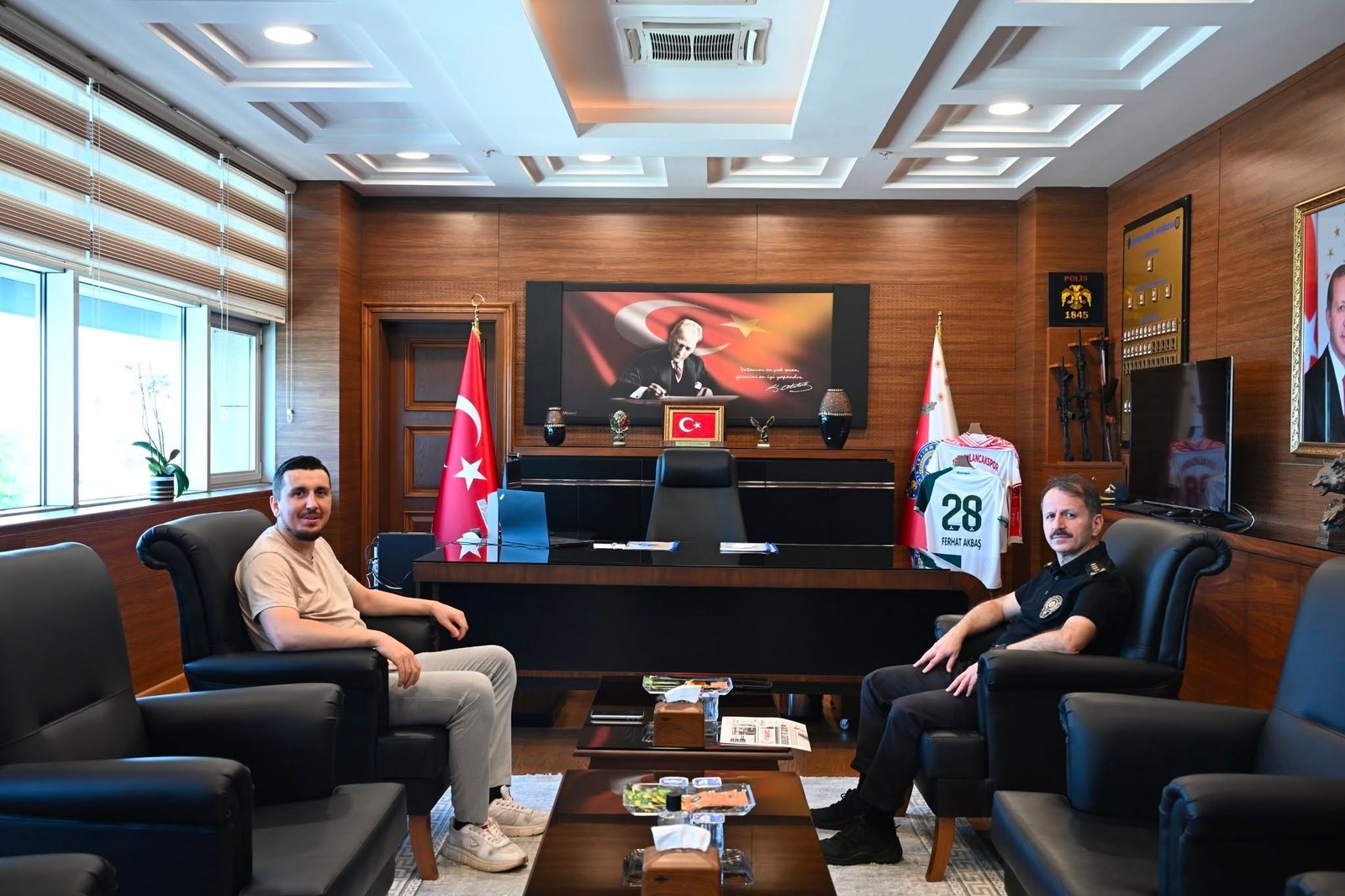 Tarafsız Gazetesi Yazı İşleri Müdürü Murat Ümit Uzun’dan İl Emniyet Müdürü Ferhat Akbaş’a Ziyaret